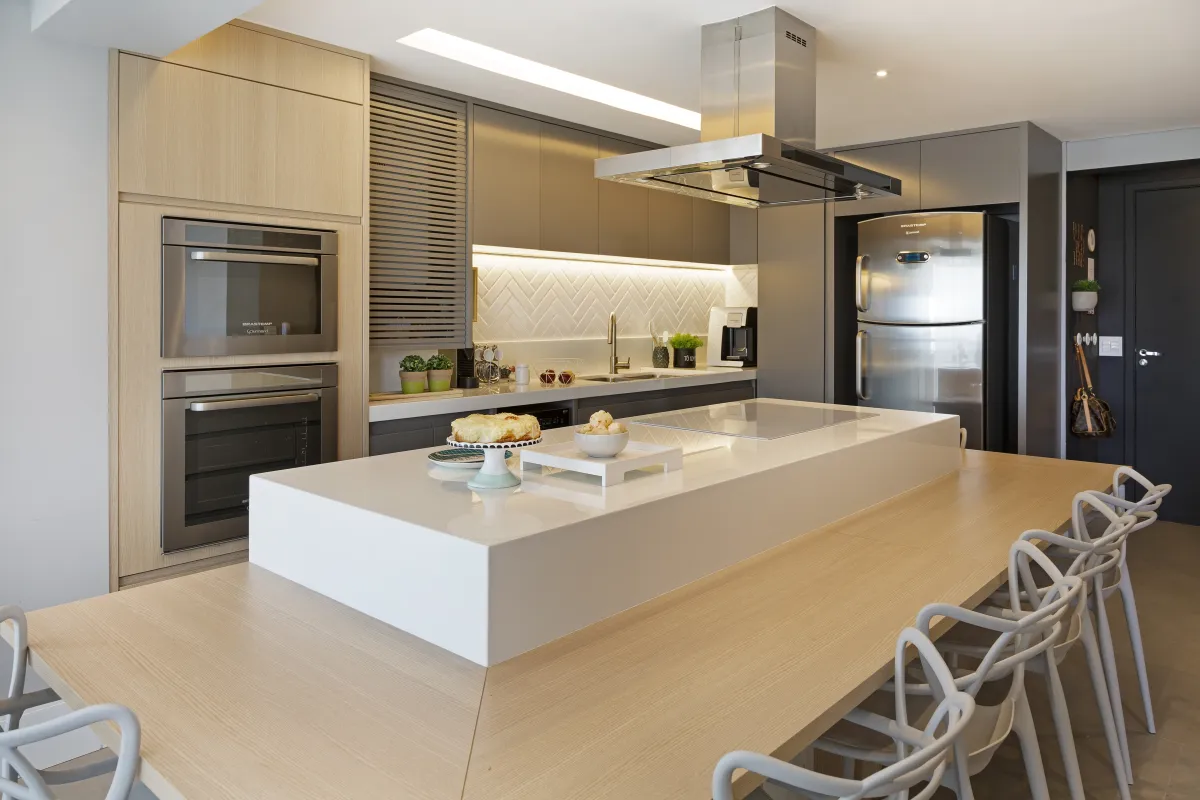 Cozinha do Apartamento Mont Blanc, projeto de interiores em Osasco - SP assinado pela Meira Martins (imagem 18 de 36)