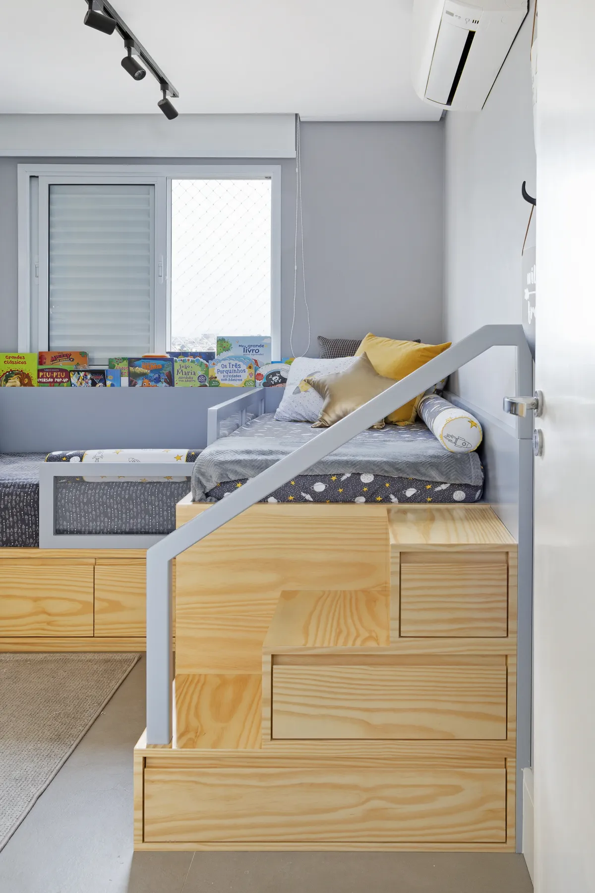 Quarto do Apartamento Mont Blanc, projeto de interiores em Osasco - SP assinado pela Meira Martins (imagem 17 de 17)