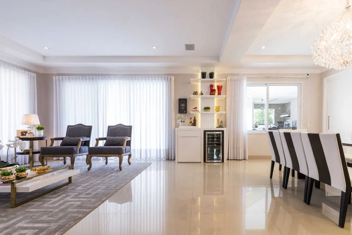 Sala de estar da Casa Alpha Conde II, projeto de interiores em Alphaville, Barueri - SP assinado pela Meira Martins (imagem 11 de 19)